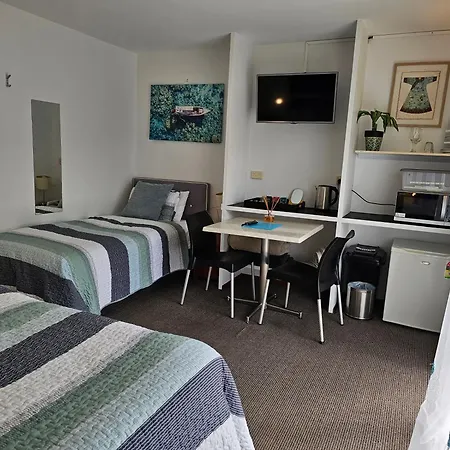 Albert Number 6 Whitianga Exterior photo