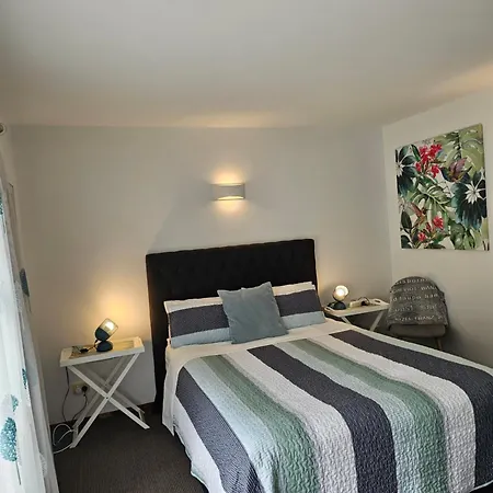 Albert Number 6 Whitianga Exterior photo