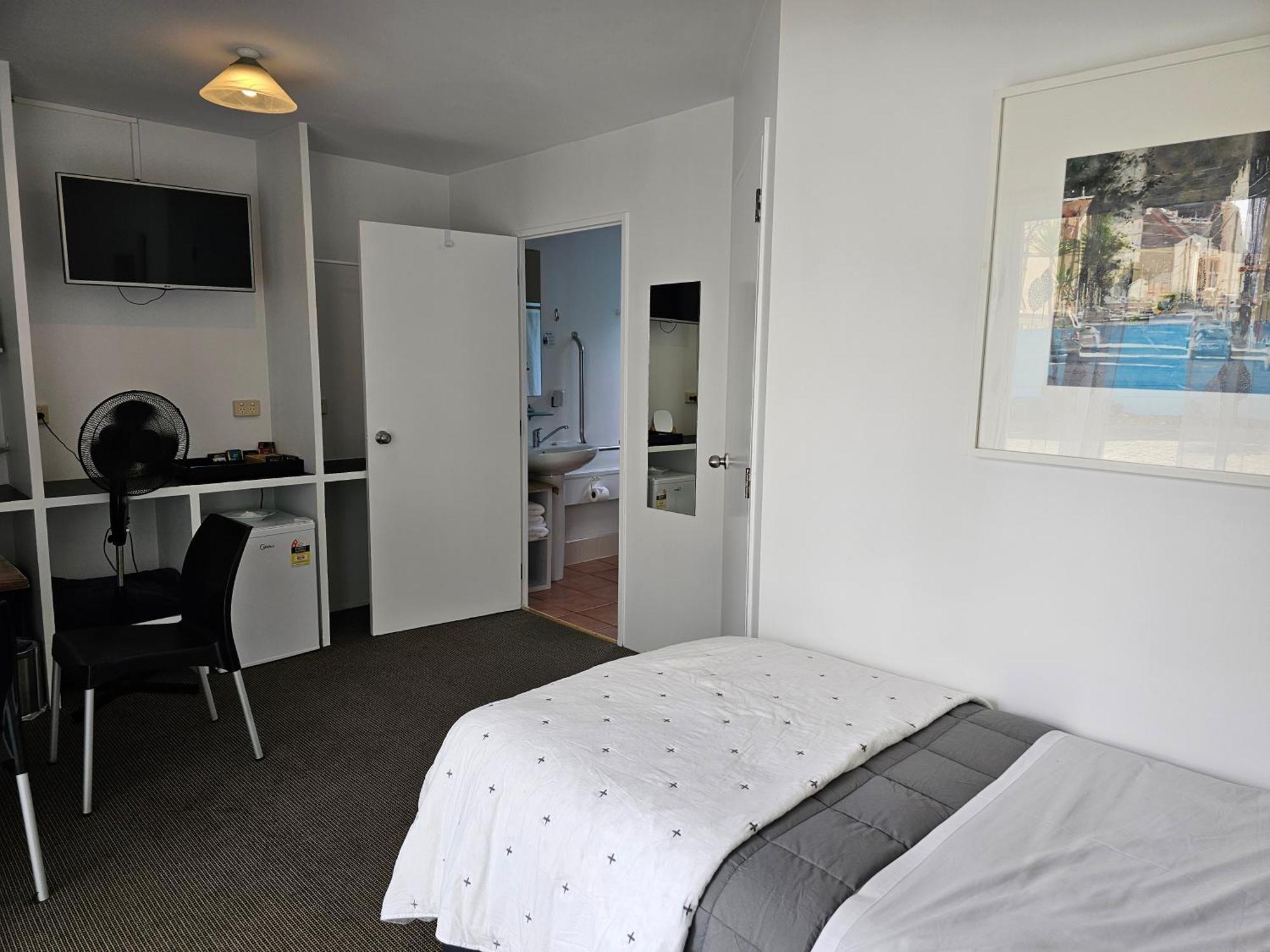 Number 6 Motel Whitianga