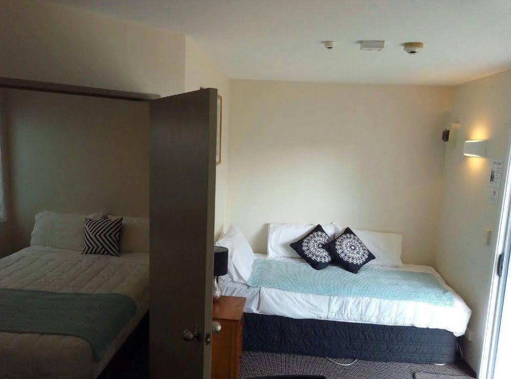 Number 6 Motel Whitianga